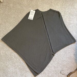 NEW! Lululemon Zip-Front Knit Poncho in Olive Gray